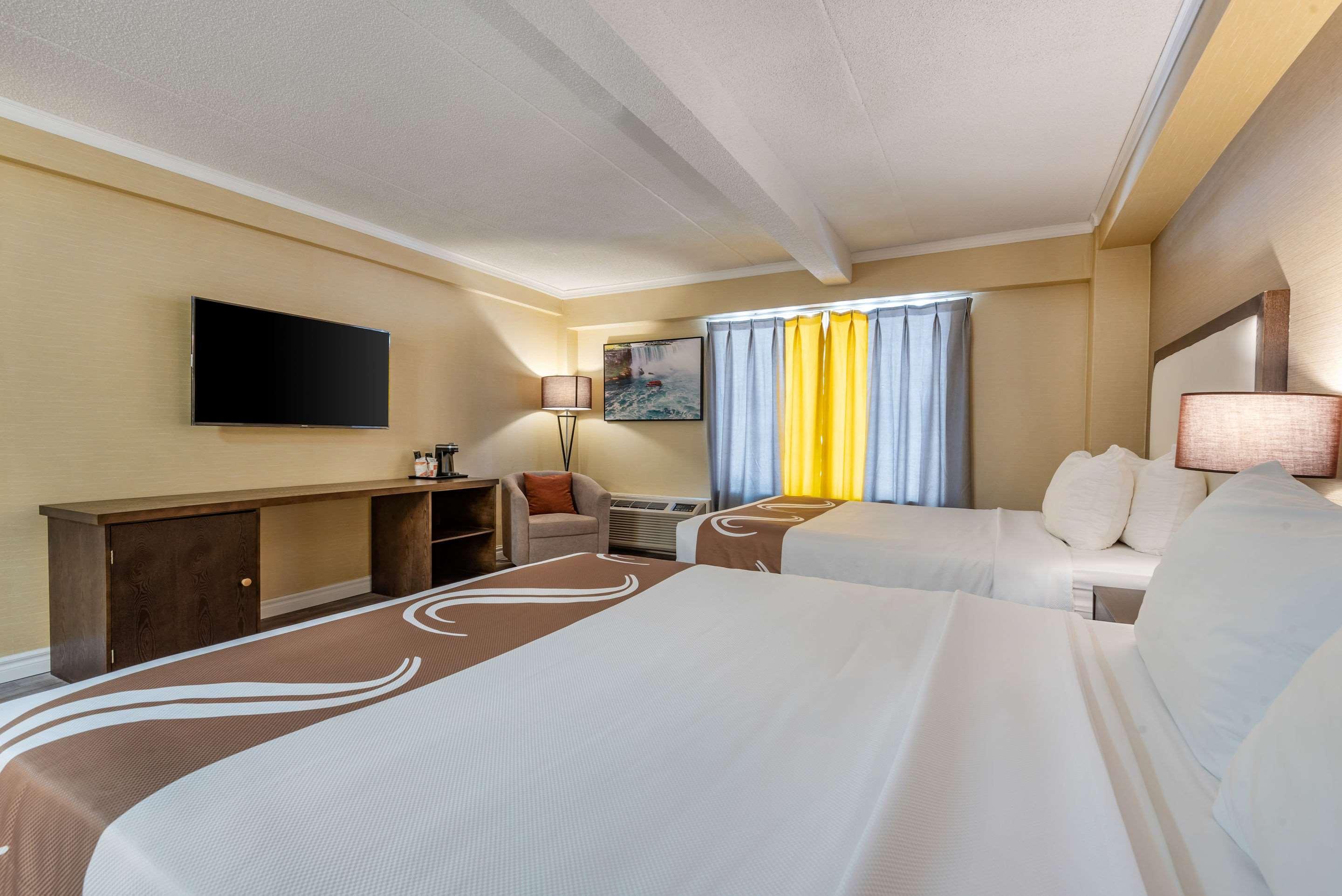 Quality Inn & Suites Niagarawatervallen Buitenkant foto