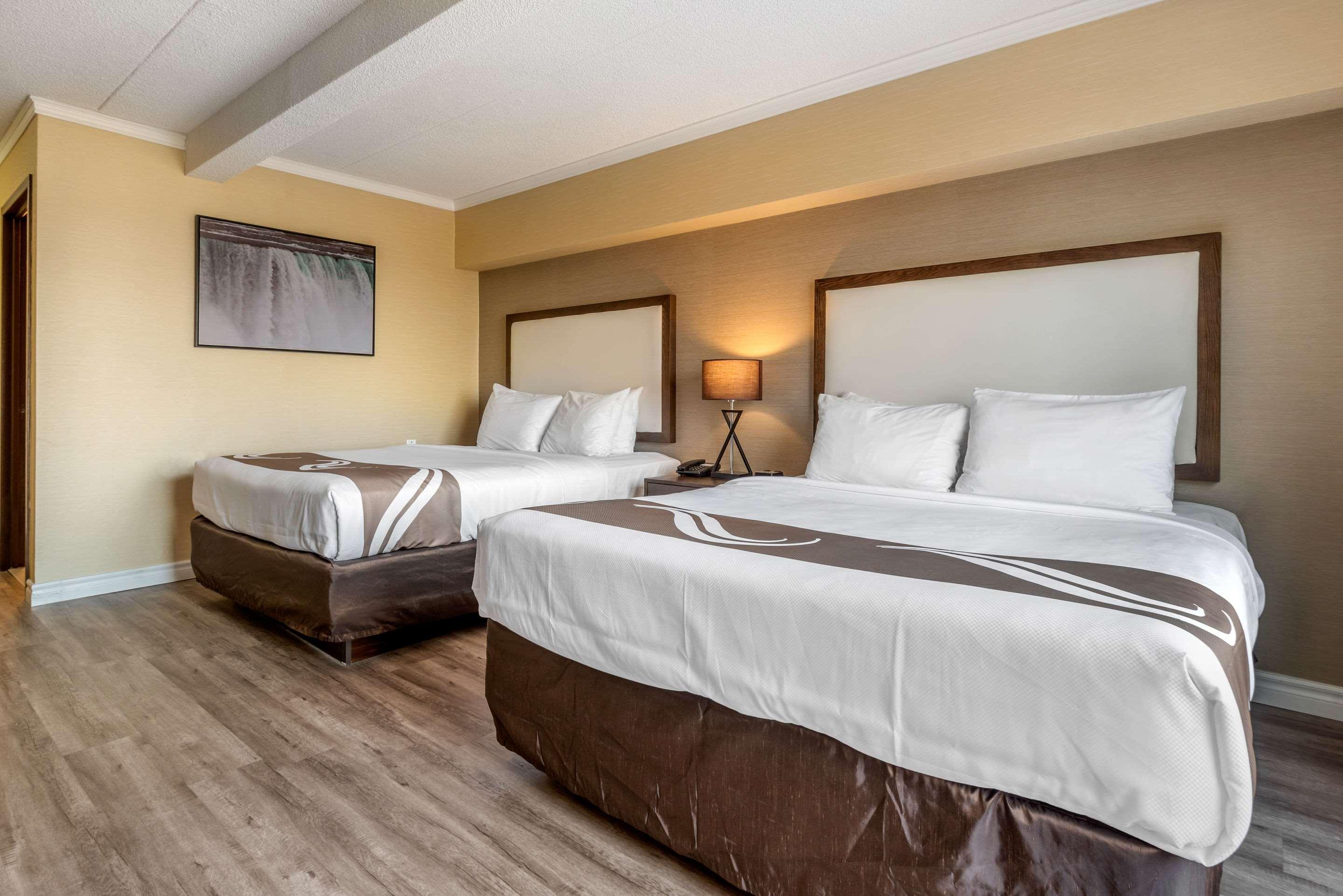 Quality Inn & Suites Niagarawatervallen Buitenkant foto