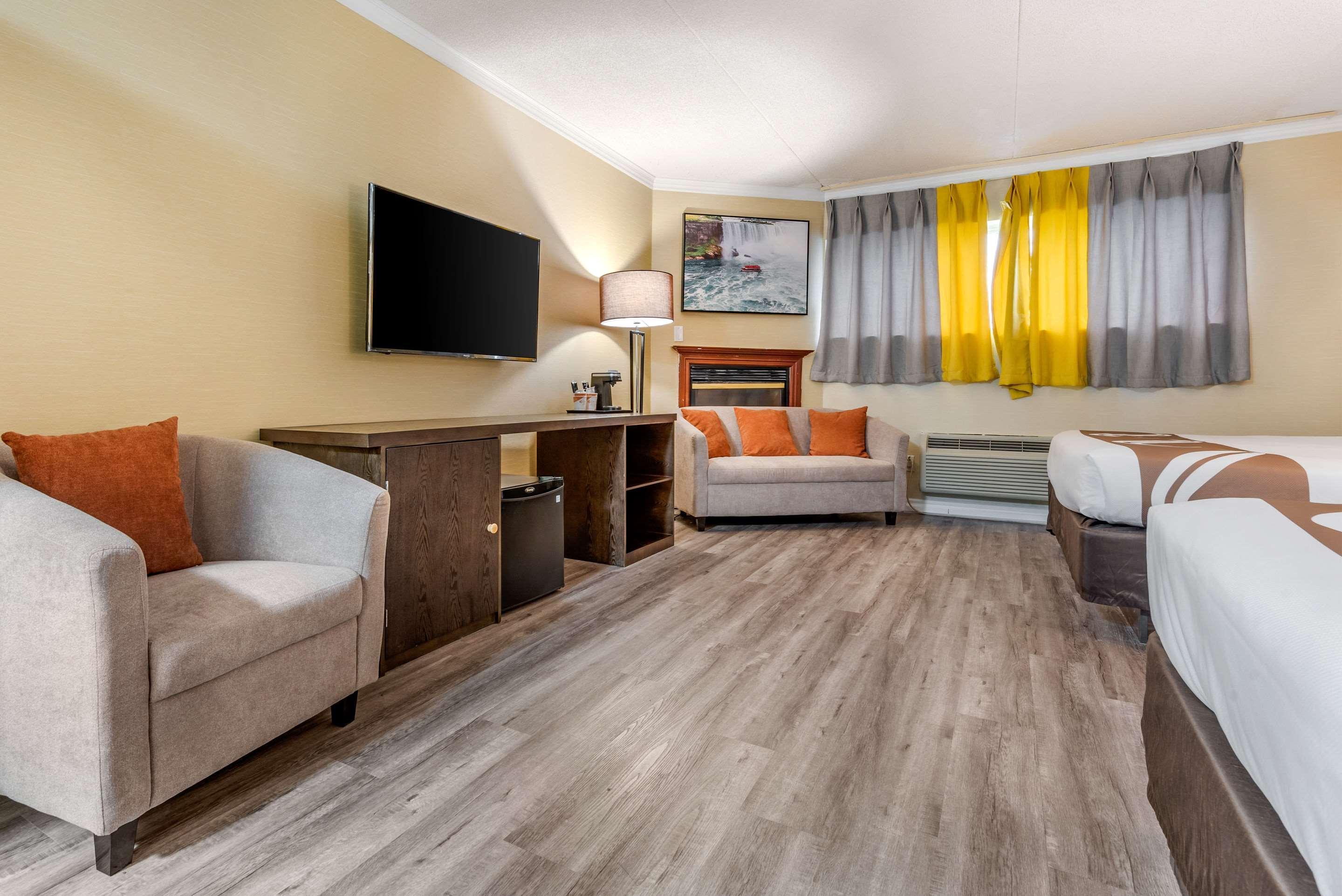 Quality Inn & Suites Niagarawatervallen Buitenkant foto