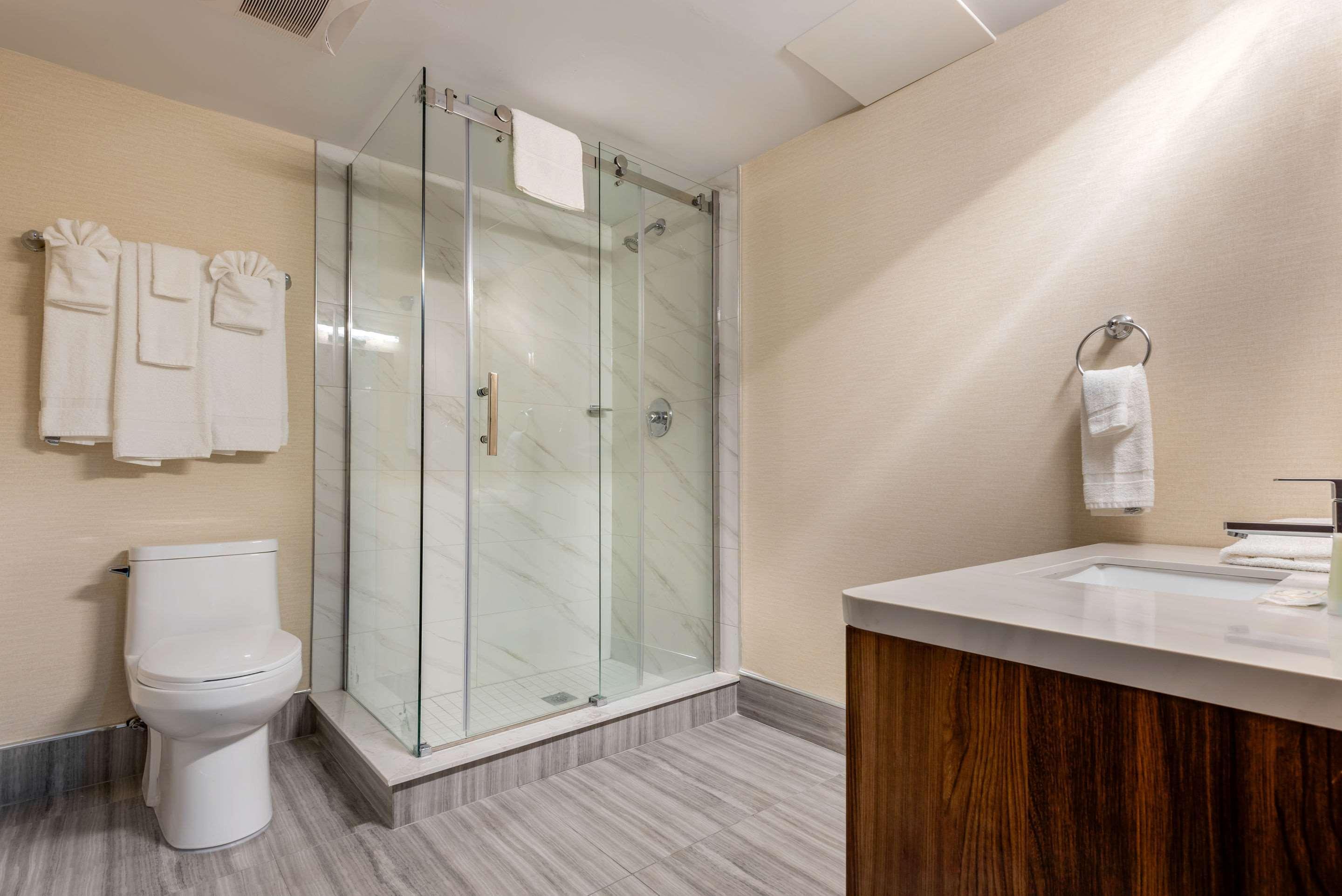 Quality Inn & Suites Niagarawatervallen Buitenkant foto