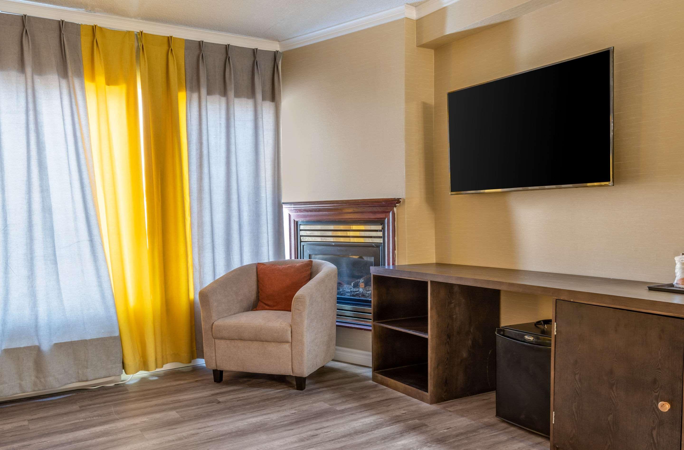Quality Inn & Suites Niagarawatervallen Buitenkant foto