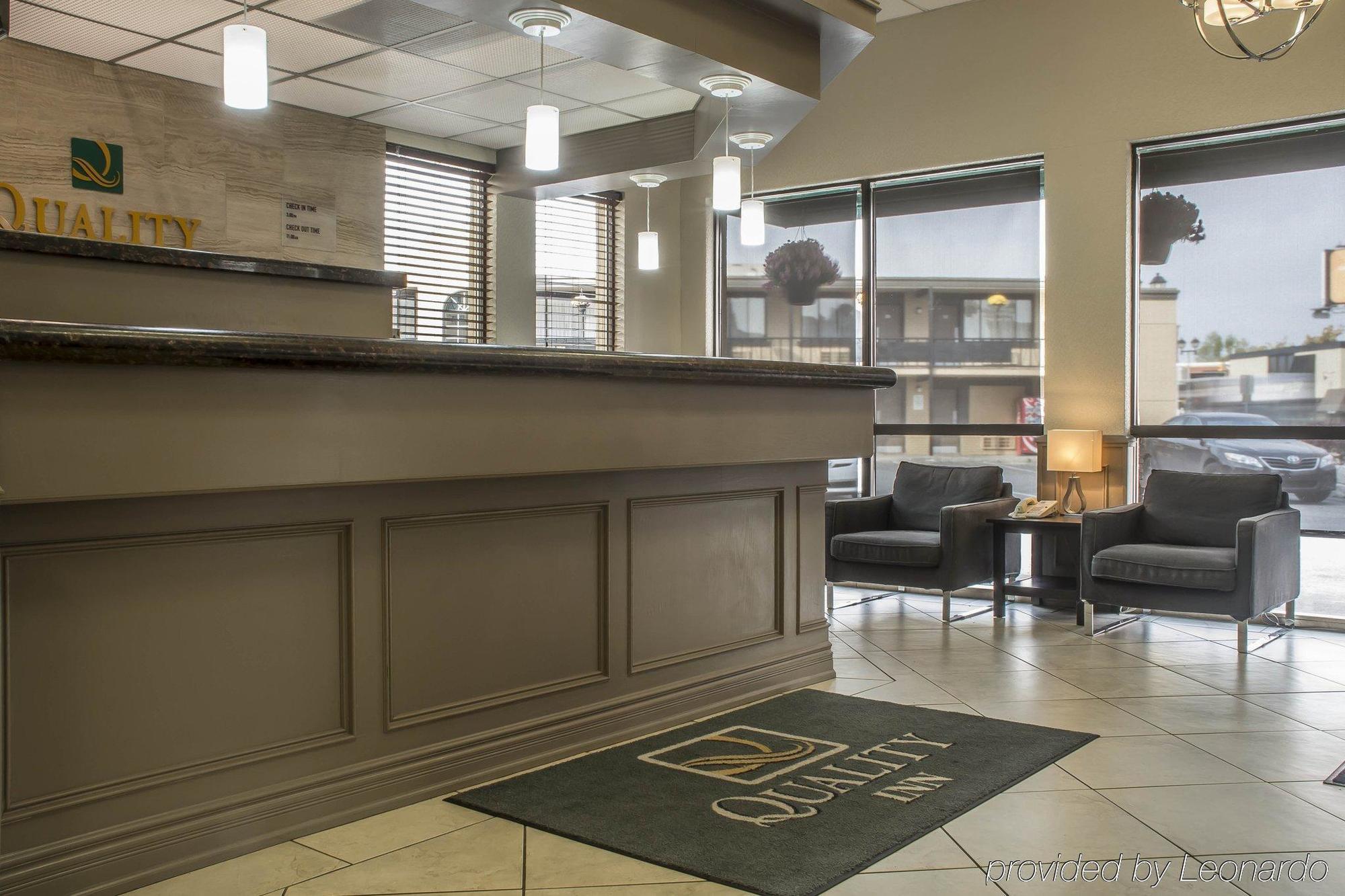 Quality Inn & Suites Niagarawatervallen Buitenkant foto