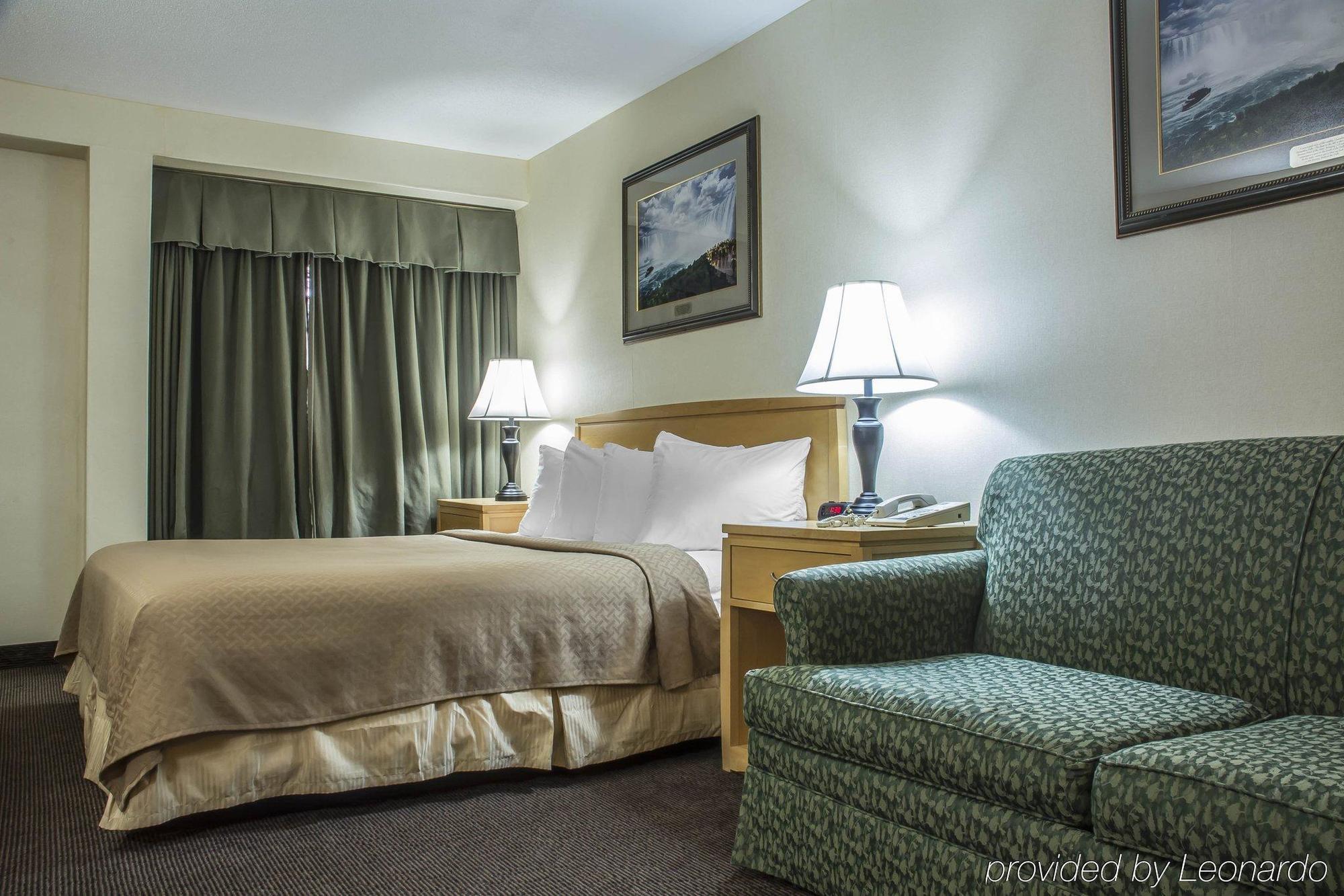 Quality Inn & Suites Niagarawatervallen Buitenkant foto
