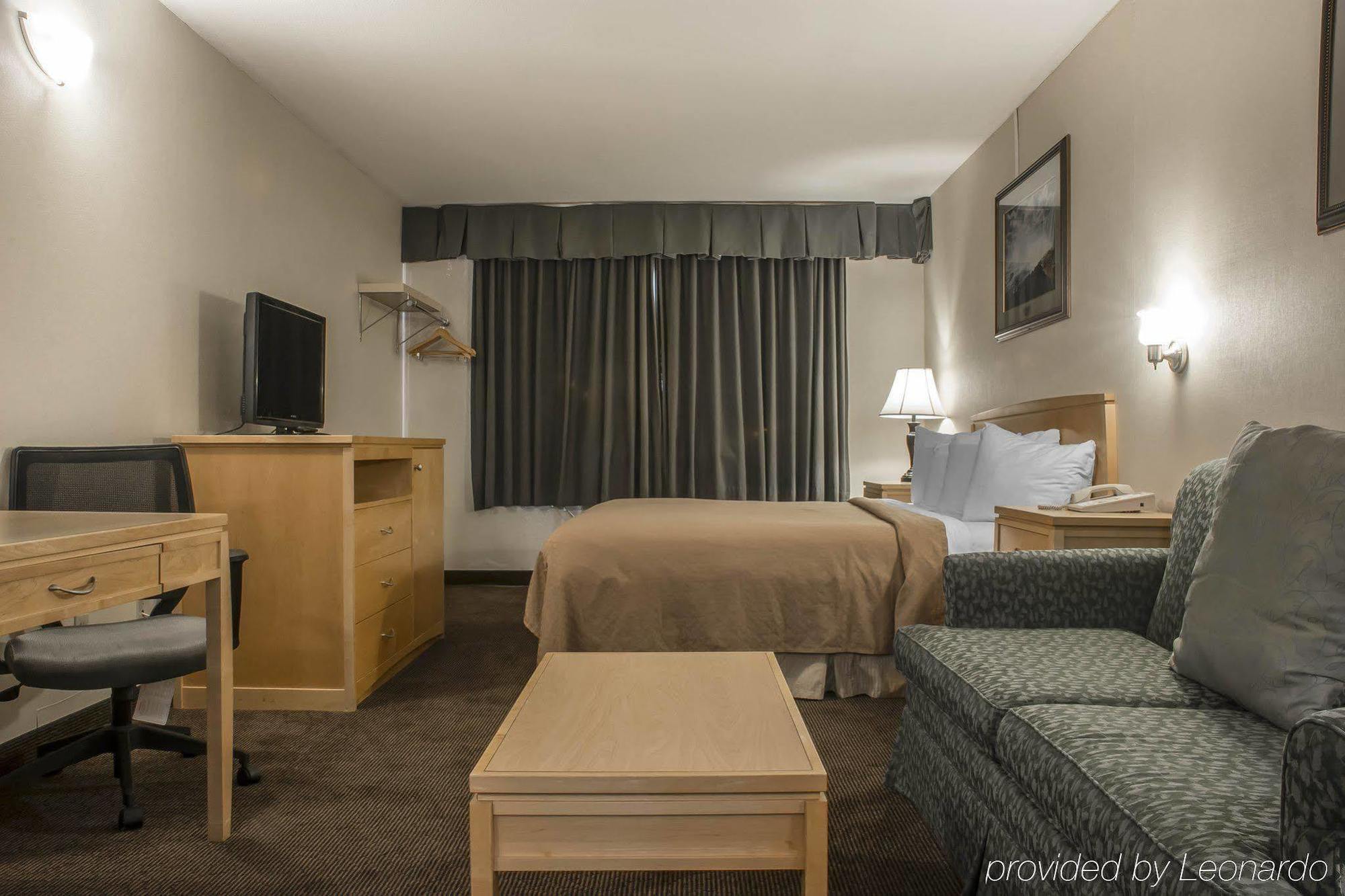 Quality Inn & Suites Niagarawatervallen Buitenkant foto