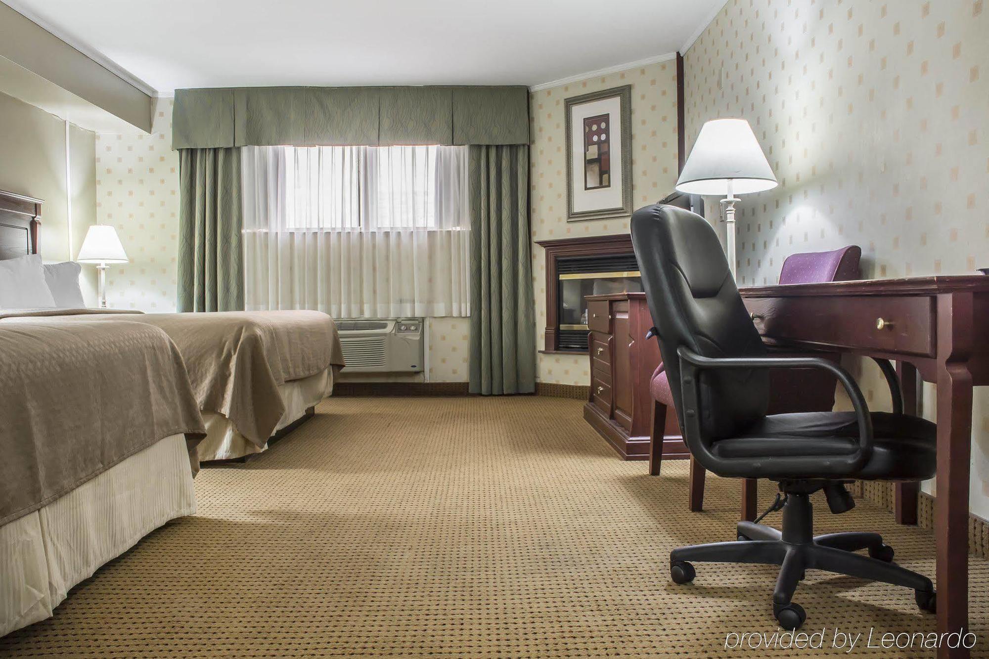 Quality Inn & Suites Niagarawatervallen Buitenkant foto