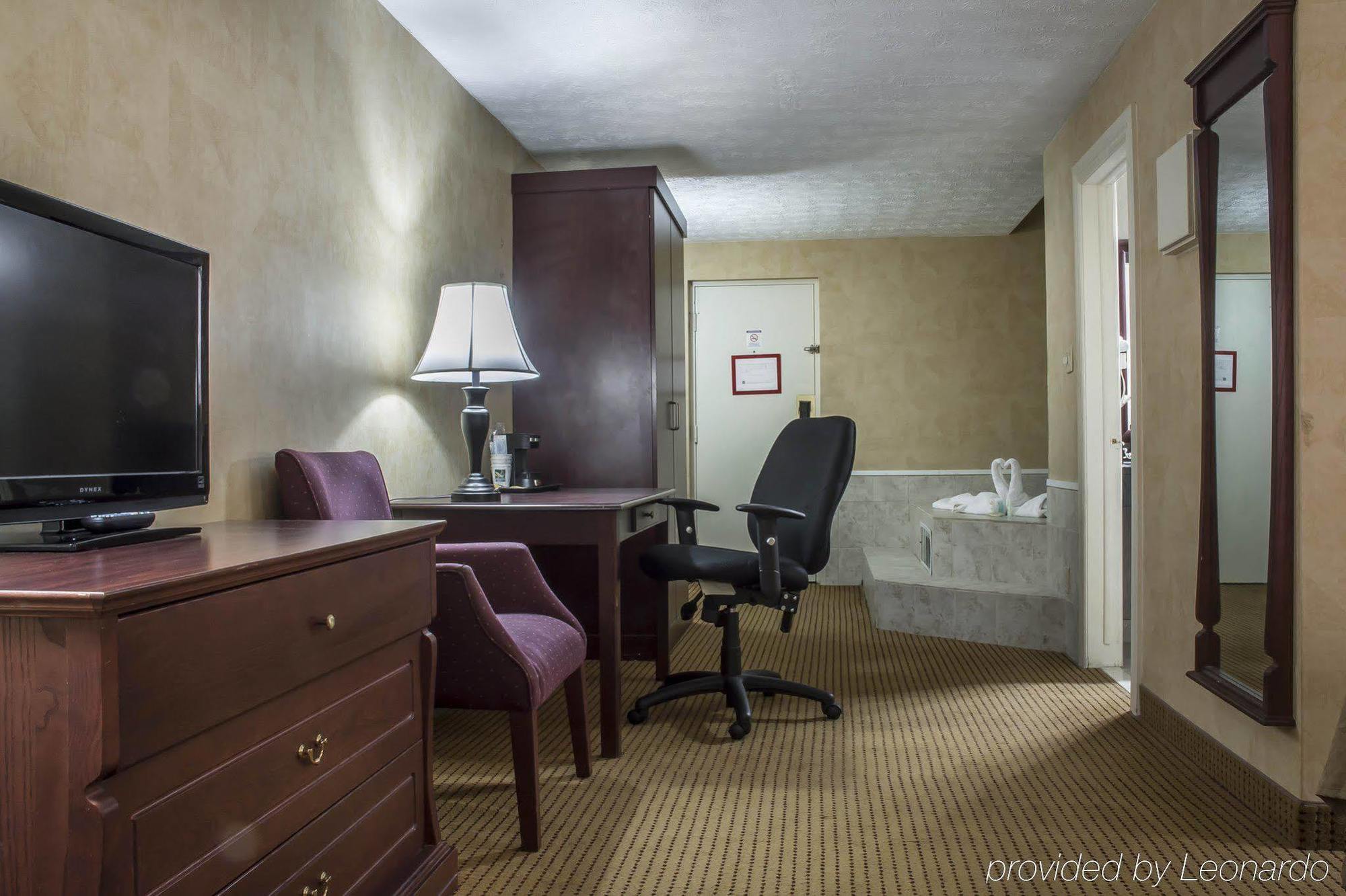Quality Inn & Suites Niagarawatervallen Buitenkant foto